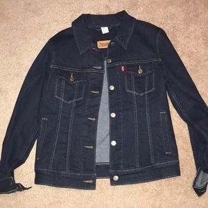 Like new Levi’s Jean Jacket